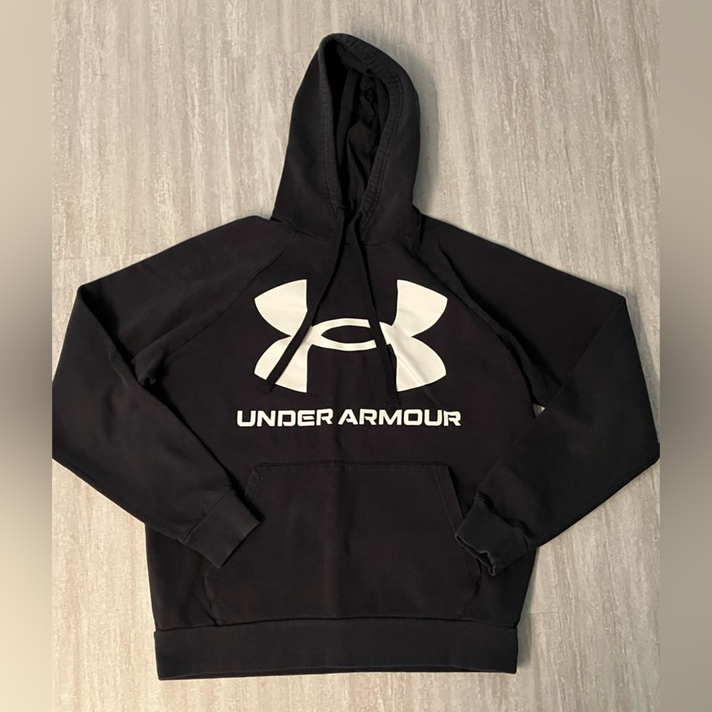 Under Armour men’s black logo hoodie
